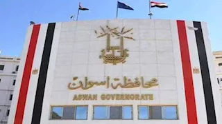 بـ 5 قرارات.. محافظ أسوان ومدير الأمن يطلقان خطة لمواجهة الإشغالات و"التوك توك"