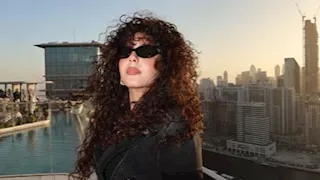 مايان السيد تخطف الأنظار بإطلالة "كاجوال" في دبي