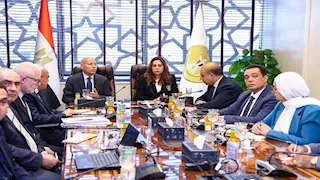 خطة لتطوير النظافة بالقاهرة.. دعم الاستثمار الخاص وتسريع نقل المخلفات