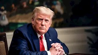 ترامب يُعلّق على تصعيد إيران ضد الكويت والبحرين.. ماذا قال؟