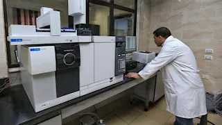 الزراعة: فحص وتحليل 5299 عينة وضبط مبيدات مخالفة خلال مايو