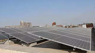 كيف تحسب قدرة محطة الطاقة الشمسية المناسبة لاستهلاكك وتكلفة التركيب؟