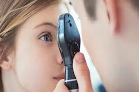 جفاف العين أم إجهاد العين في الصيف.. كيف تفرق بينهما؟