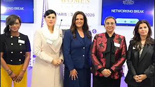 رئيسة القومي للمرأة تشارك في مؤتمر “تحالف قيادة الأعمال بين الشرق والغرب بباريس