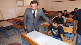محافظ المنوفية يفاجئ لجان الإعدادية ويكشف غياب 8 ملاحظين ومراقبين