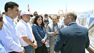 صور.. مدبولي يتفقد محور اللواء عمر سليمان بالإسكندرية