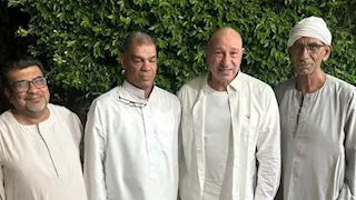 الخطيب يزور شيخ الأزهر في ساحة الطيب بالقرنة خلال زيارته للأقصر