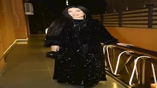  عبير صبري تخطف الأنظار بفستان أسود أنيق 