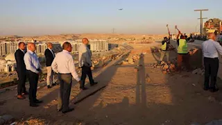 صور وفيديو.. إزالة التعديات على كورنيش محور عبدالمجيد محمود بالمقطم
