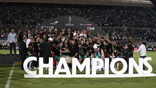 ليلة العيد في بورسعيد.. احتفالات جنونية بعد تتويج المصري بكأس عاصمة مصر- صور