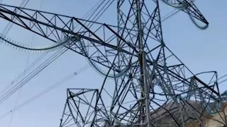 مصدر بـ"الكهرباء": إعادة التغذية للمناطق المتأثرة بسقوط برجي أبو قير بعد تعرضهما للسرقة