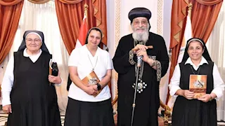 البابا تواضروس يستقبل وفد الهيئة العليا لمؤسسات راهبات "الميردي ديو" بالإسكندرية
