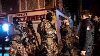 احتجاز 39 شخصا يشتبه في انتمائهم لتنظيم داعش بـ إسطنبول