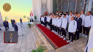 السيسي: لن نغير نهج الاعتماد على أبناء مصر في قيادة المنتخب