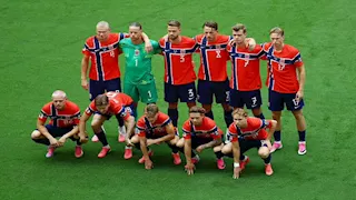 بسبب خسارة النرويج.. رهان طريف بين شركتي طيران يخطف الأضواء في كأس العالم 