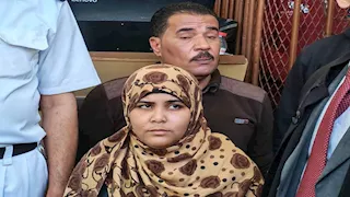 هدوء وترقب.. وصول المتهمة بإنهاء حياة عروس بورسعيد إلى محكمة الجنايات