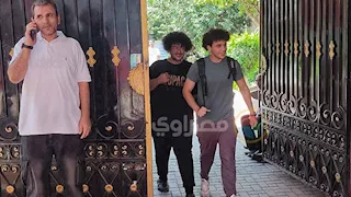 صور.. لحظة خروج طلاب الثانوية من امتحان الرياضيات البحتة