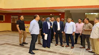 محافظ الوادي الجديد توجه بتطوير بيوت الطلبة وتسريع مشروعات المدارس