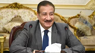 محافظ بورسعيد يصدق على ترقية 409 معلمين