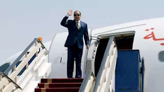الرئيس السيسي يعود إلى أرض الوطن بعد زيارتين إلى قطر والبحرين