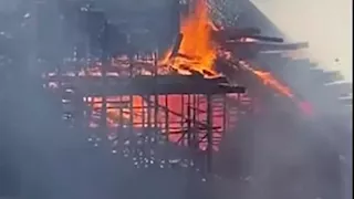 السيطرة على حريق في كوبري تحت الإنشاء غرب الإسكندرية- صور