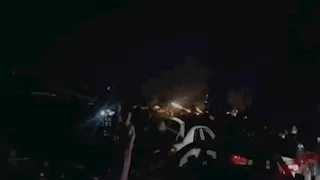 أهالي المنصورة يطالبون بإزالة قاعات أفراح تتسبب في شلل مروري - فيديو  