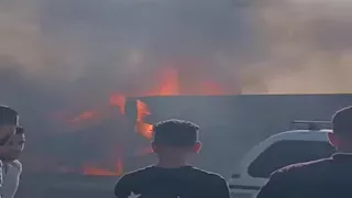 النيران اشتعلت في التريلا.. تصادم مروع بين 3 سيارات في الإسكندرية -صور