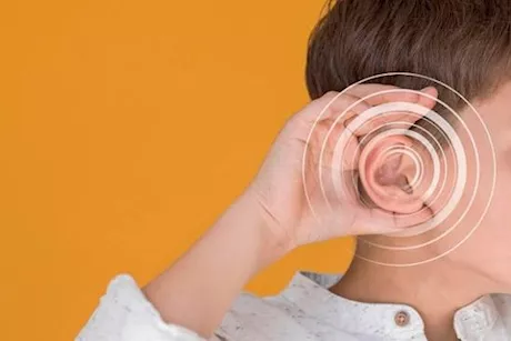 هل يمكن أن يصاب الشخص بضعف السمع رغم سلامة طبلة الأذن؟ 