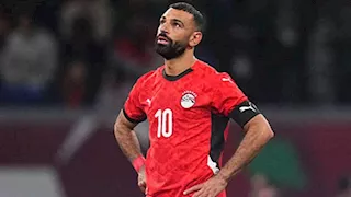 خلال مكالمة مع المدرب.. أول سؤال من محمد صلاح إلى بشكتاش