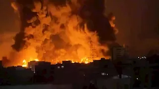 3 قتلى بهجمات أمريكية في إيران.. و"المارينز" يعترض سفينة بخليج عُمان