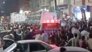 حوّلتها لقطعة خردة.. مصرع مواطن في انقلاب "تريلا" فوق سيارته بالفيوم