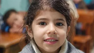 اتهمتها بسرقة موبايل فقتلت ابنتها.. محاكمة المتهمة بقتل الطفلة لارين في المنيا