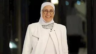 "رحلة بدأت عام 1993".. عالية حسن تروي فرحتها بالفوز بالميدالية الذهبية في طب القلب النووي