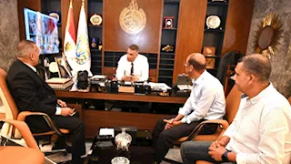 محافظ جنوب سيناء يدعو المواطنين للاستفادة من التيسيرات الجديدة على الضريبة العقارية