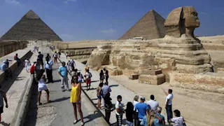 تأشيرة QR Code و500 ألف غرفة.. كيف تستعد مصر لاستقبال 30 مليون سائح؟