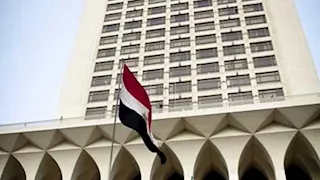 مصر تدين استهداف الكويت والبحرين وتؤكد تضامنها الكامل معهما