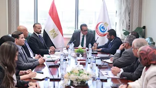 وزير الصحة يبحث تطوير مستشفى الفيوم العام وتعزيز القوافل الطبية