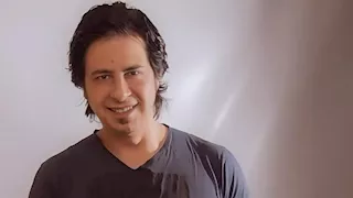 "بعد غياب".. فارس يعود للغناء بأغنية "نفرح حقنا"- فيديو 