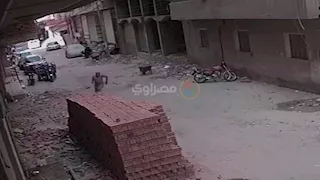 انتشال جثمان وإخلاء منازل.. تحرك عاجل بالدقهلية عقب انهيار عقار طلخا -فيديو وصور 