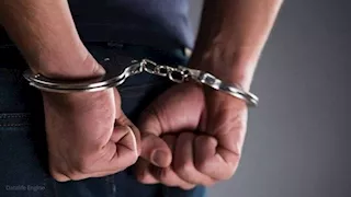 قرار جديد بشأن المتهم بقتل أبيه وإصابة أمه وشقيقه بالإسكندرية
