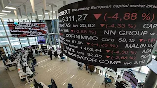 تراجع الأسهم الأوروبية بضغط من قطاع التكنولوجيا وترقب قرار المركزي الأوروبي