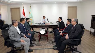 وزير الزراعة يبحث مع "نيو هوب" الصينية التوسع في الاستثمارات وصناعة الأعلاف