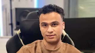 بعد أغنية "الألوان"..كيف رد مصطفى حدوتة على منتقدي أغانيه مع عمرو دياب؟