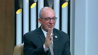 لماذا جعل الله ماء العين مالحًا والأذن مُرًا؟.. أستاذ بالأزهر يجيب