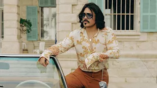 رامي عياش يثير الجدل بـ"لوكه" الجديد في كليب "عذبيني"- صور  