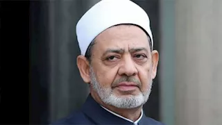 أسماء وصور الحاصلين على المراكز الثلاثة الأولى بالقسم العلمي بالثانوية الأزهريّة 