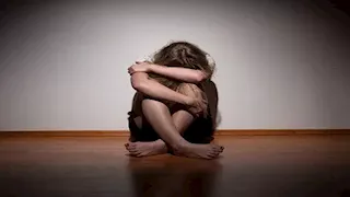 نباح الكلب كشفه.. عامل يعتدي جنسيًا على سيدة بالإسكندرية والمحكمة تعاقبه