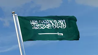 السعودية تُلزم المعتمرين بحجز زيارة الروضة عبر تطبيق "نسك" لأول مرة هذا العام