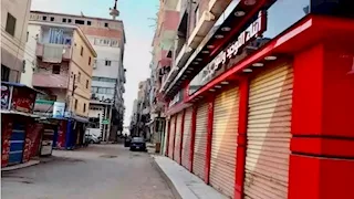 17 صورة.. شروط الترخيص والرسوم والغرامات وحالات غلق المحلات