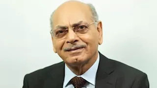 الشاعر العراقي علي جعفر العلاق يفوز بجائزة النيل للمبدعين العرب
